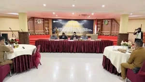 Suasana RDP Komisi I DPRD Kukar di ruang rapat Komisi I soal PPPK (Urbankaltim)