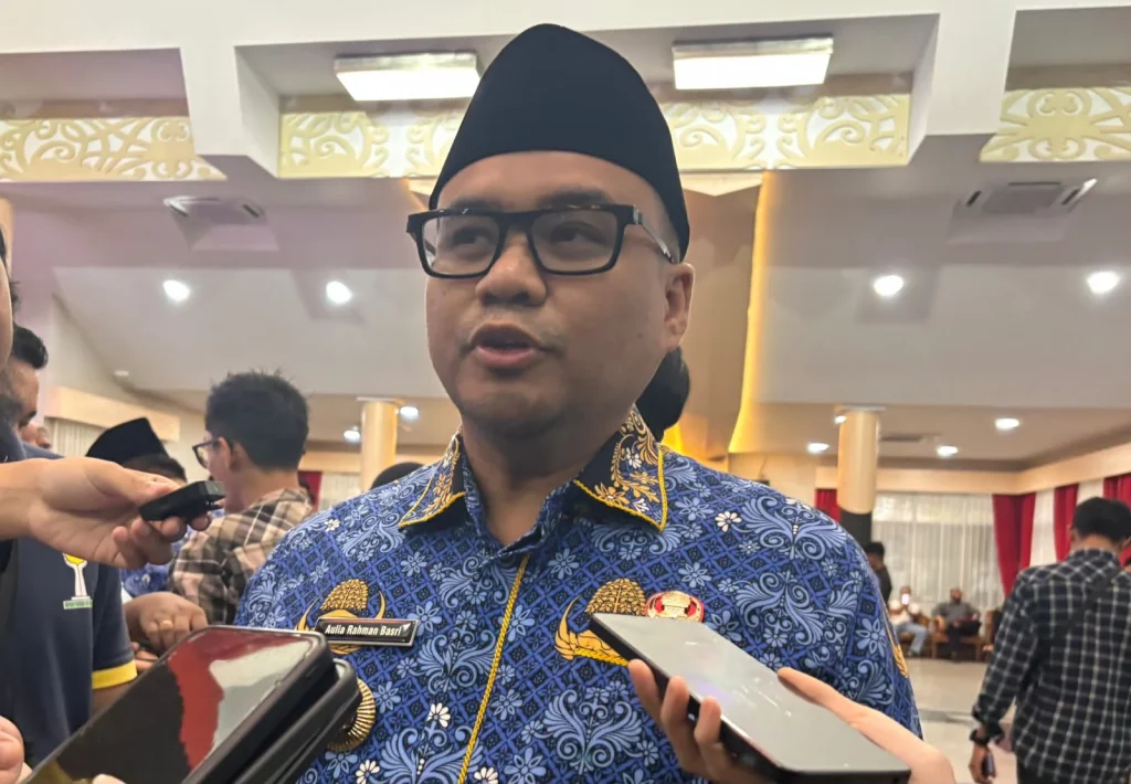 Bupati Kukar, Aulia Rahman Basri (Urbankaltim)