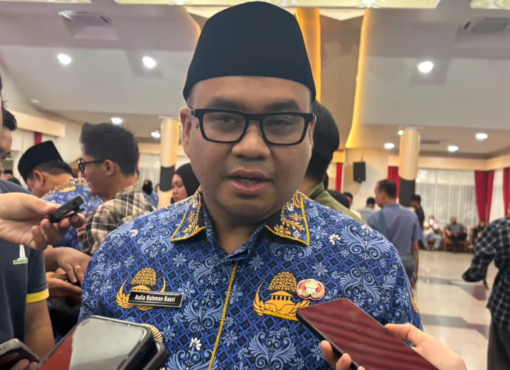 Bupati Kukar, Aulia Rahman Basri (Urbankaltim)