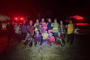 Tim Relawan Pemadam KPHP Meratus (Istimewa)